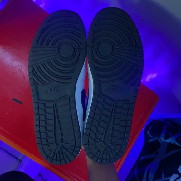 Air Jordan 1 Low main image 4